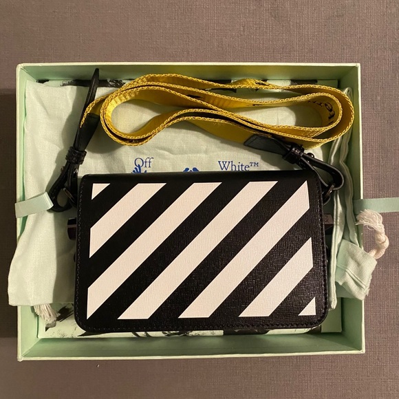 Off-White Handbags - Off-White Diagonal Binder Clip Bag